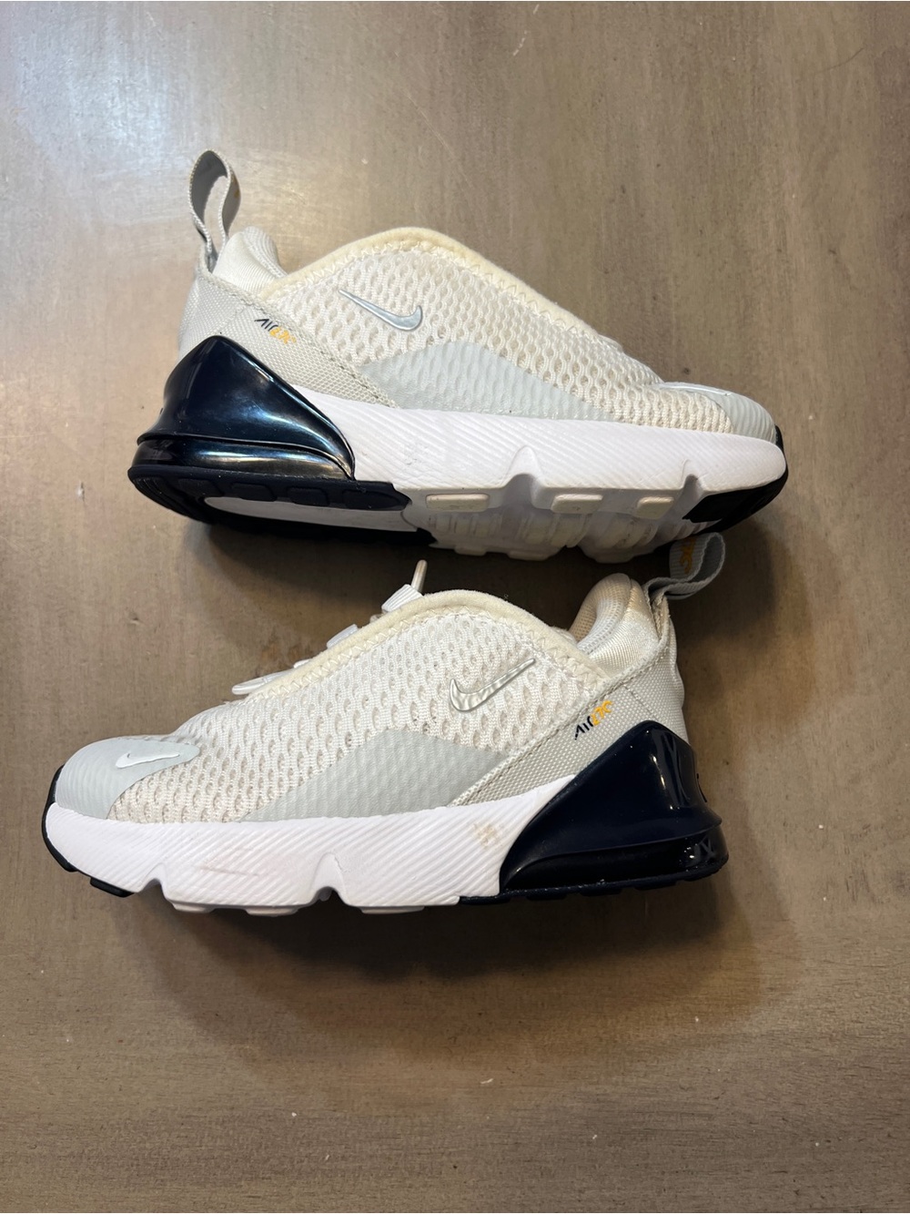 Nike Air Max 270 white, metallic silver, indigo sneakers 7c NO BOX unisex